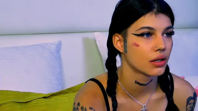YasminnStorm online show from 06-10-26, 04:23