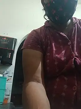 Riyashrma001 online show from 06-18-26, 02:32