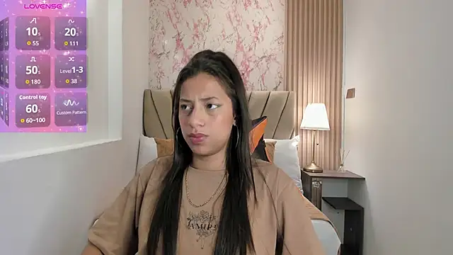 Atiena  online show from 04-14-26, 06:36