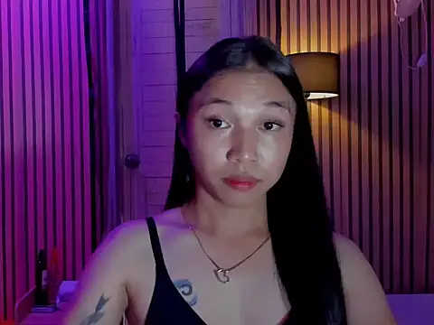 Snapshot of camilla_wild chatting on 04-06-26, 07:20 camilla wild online show from 04-06-26, 07:20