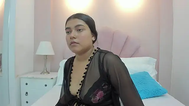 Amber-Rousee online show from 04-04-26, 02:47