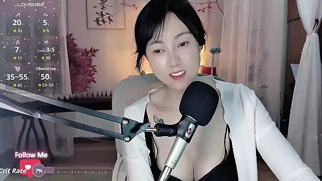 noomi-1111 online show from 05-17-26, 02:13
