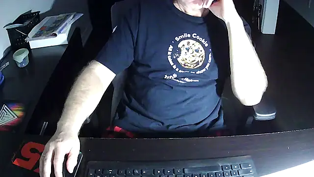 Shalun2000 online show from 05-03-26, 03:01