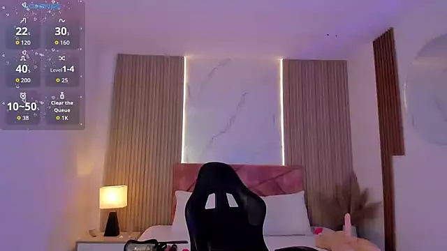 clairemillerx online show from 06-09-26, 07:47