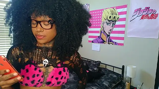 Snapshot of spookiebaddie chatting on 04-16-26, 06:09 spookiebaddie online show from 04-16-26, 06:09