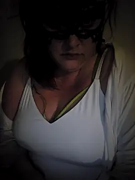 Snapshot of Blondibaby chatting on 04-17-26, 08:01 Blondibaby online show from 04-17-26, 08:01