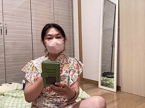 lemonade madame online show from 07-07-26, 12:42