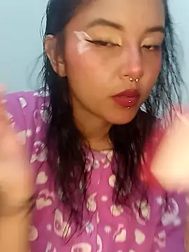 Snapshot of kitsune_nyoko chatting on 05-15-26, 03:57 kitsune nyoko online show from 05-15-26, 03:57