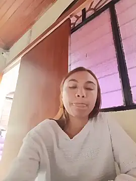Snapshot of Leticia_Hinkley_ chatting on 05-23-26, 01:26 Leticia Hinkley online show from 05-23-26, 01:26