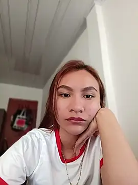 Leticia Hinkley  online show from 06-25-26, 04:44