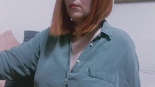 Snapshot of SimplyMaria777 chatting on 04-19-26, 06:10 SimplyMaria777 online show from 04-19-26, 06:10
