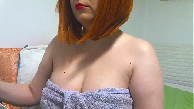Snapshot of SimplyMaria777 chatting on 05-23-26, 07:18 SimplyMaria777 online show from 05-23-26, 07:18