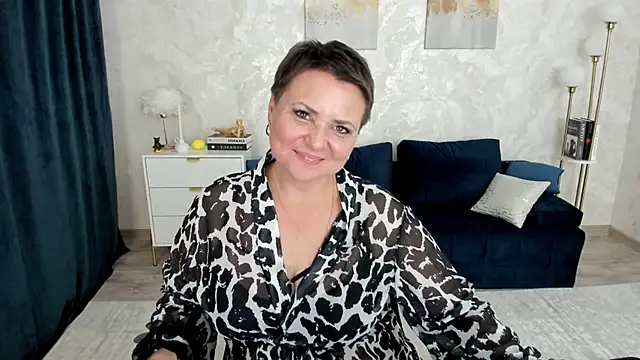 AnnaCorlane online show from 05-16-26, 10:36