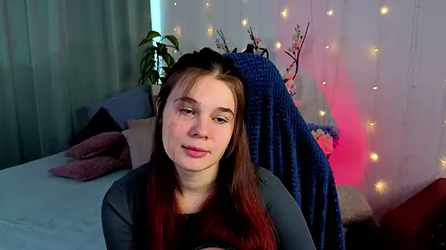 Snapshot of Kacey_Love chatting on 04-14-26, 05:46 Kacey Love online show from 04-14-26, 05:46