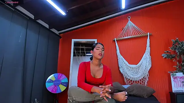 Snapshot of liahspencer chatting on 05-18-26, 04:13 liahspencer online show from 05-18-26, 04:13