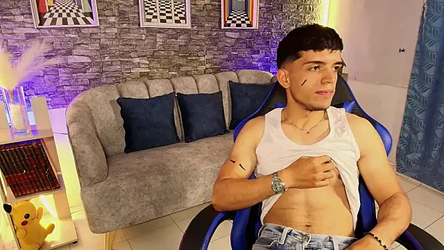 Snapshot of ianrice chatting on 04-15-26, 11:28 ianrice online show from 04-15-26, 11:28