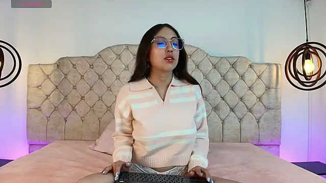 sweetlyundone online show from 05-06-26, 07:41