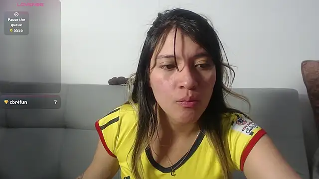 hannajonnes1 online show from 06-18-26, 01:17