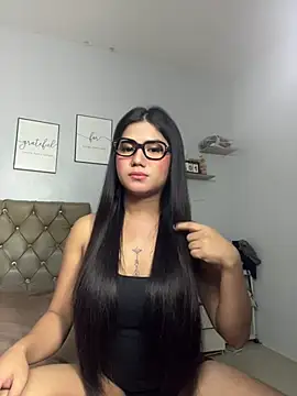 Snapshot of JassmineLove chatting on 04-06-26, 04:08 JassmineLove online show from 04-06-26, 04:08