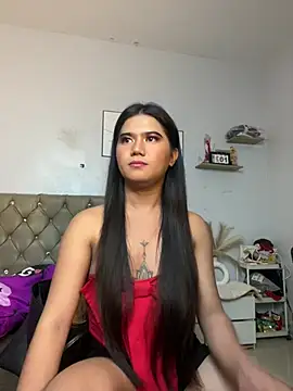 Snapshot of JassmineLove chatting on 04-18-26, 04:33 JassmineLove online show from 04-18-26, 04:33