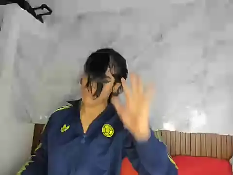 Snapshot of stefani_robles chatting on 06-22-26, 01:18 stefani robles online show from 06-22-26, 01:18
