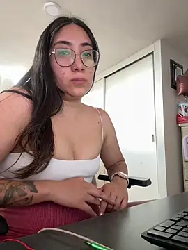 vampiralatina online show from 05-25-26, 05:41