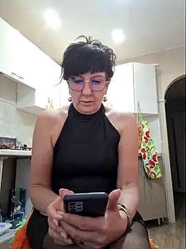 Snapshot of LaliaMia chatting on 02-06-25, 07:56 LaliaMia online show from 02-06-25, 07:56