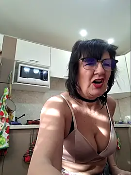 Snapshot of LaliaMia chatting on 02-19-25, 05:16 LaliaMia online show from 02-19-25, 05:16