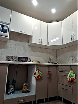 LaliaMia online show from 10-24-25, 04:42