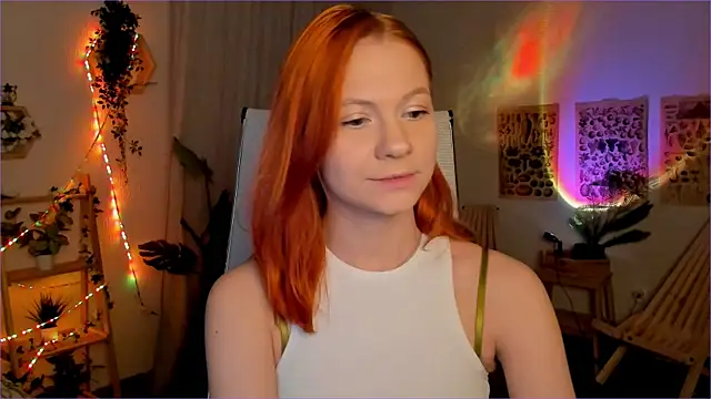 Snapshot of LisaAris chatting on 05-11-26, 03:29 LisaAris online show from 05-11-26, 03:29