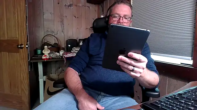 JJ CONN78 online show from 05-11-26, 04:04