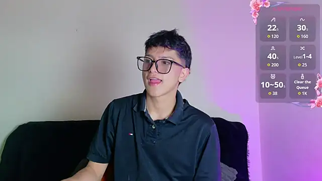 Snapshot of SaNti_ll chatting on 07-04-26, 03:18 SaNti ll online show from 07-04-26, 03:18