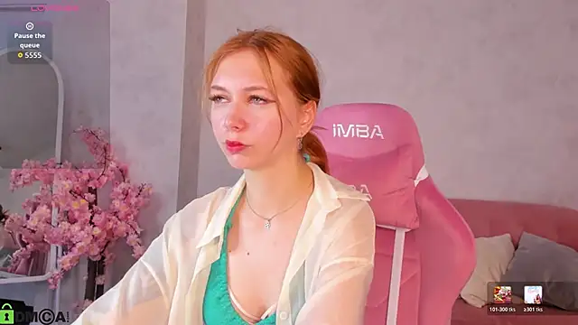 Snapshot of Sienna_Nyx chatting on 06-15-26, 09:11 Sienna Nyx online show from 06-15-26, 09:11