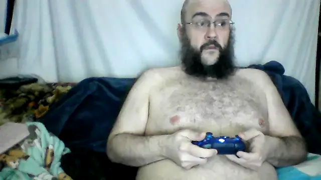 Snapshot of BriTheTopBear chatting on 04-28-26, 02:27 BriTheTopBear online show from 04-28-26, 02:27