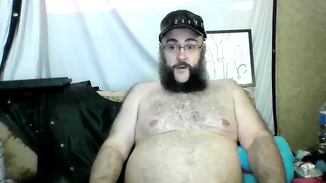 Snapshot of BriTheTopBear chatting on 05-19-26, 03:02 BriTheTopBear online show from 05-19-26, 03:02