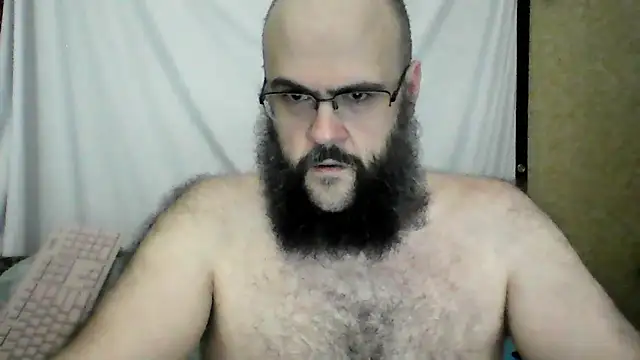 BriTheTopBear online show from 06-21-26, 01:19