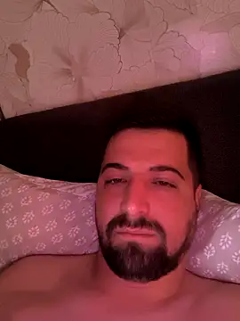 Snapshot of Attila2701 chatting on 04-11-26, 05:34 Attila2701 online show from 04-11-26, 05:34