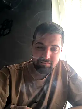 Snapshot of Attila2701 chatting on 04-11-26, 08:07 Attila2701 online show from 04-11-26, 08:07