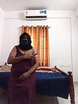 saliya190 online show from 04-07-26, 07:09