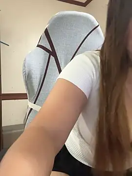 avasofiax online show from 04-09-26, 10:09