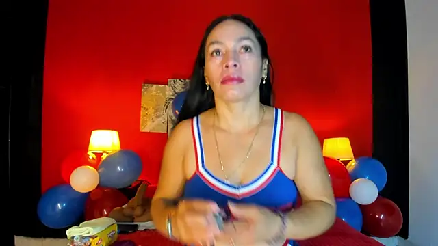 LucianaMadura1 online show from 07-03-26, 10:54