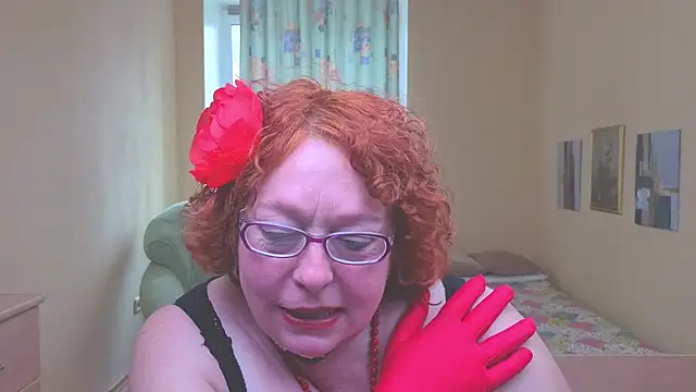 Fara Flutte online show from 04-24-26, 06:16