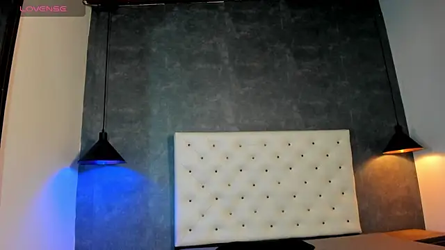 Jara Chick online show from 05-22-26, 08:25