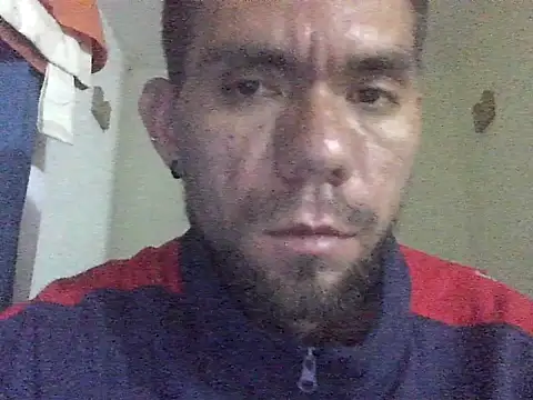 Snapshot of thomas2wood chatting on 05-17-26, 11:56 thomas2wood online show from 05-17-26, 11:56