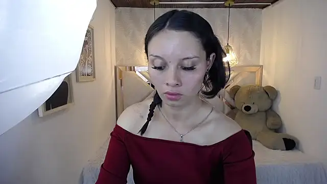 Snapshot of ahmy_ chatting on 05-12-26, 08:28 ahmy online show from 05-12-26, 08:28