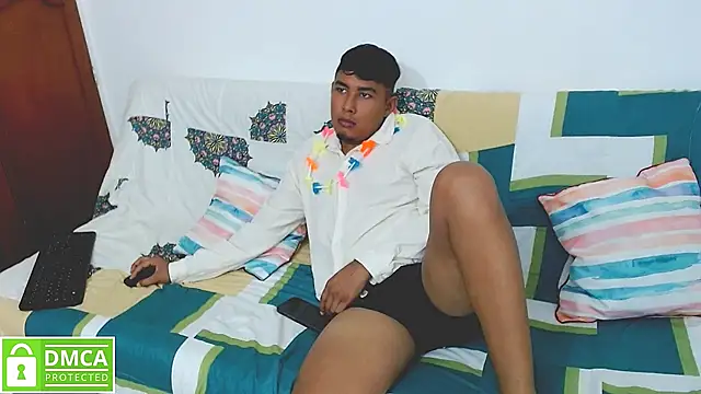 Snapshot of Denzel_Ass26 chatting on 05-03-26, 10:27 Denzel Ass26 online show from 05-03-26, 10:27
