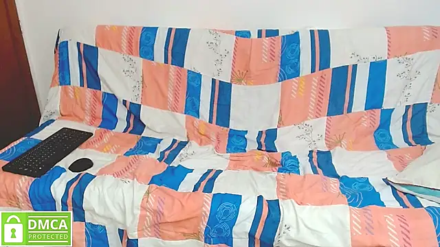 Snapshot of Denzel_Ass26 chatting on 05-16-26, 12:07 Denzel Ass26 online show from 05-16-26, 12:07