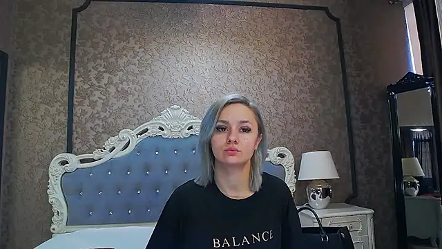 Ivy Quin online show from 06-03-26, 04:15