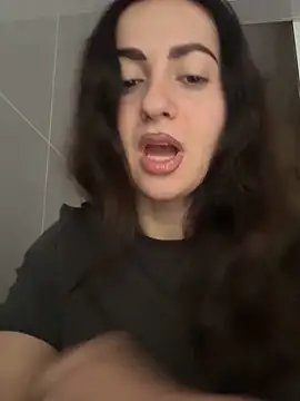 KarolDolly05 online show from 05-28-26, 01:41