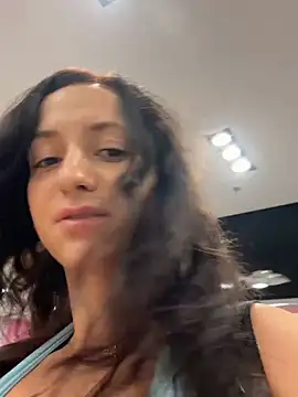 KarolDolly05 online show from 07-08-26, 04:55